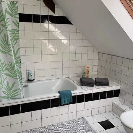 Kleines Apartment In Moenchengladbach-Neuwerk Buitenkant foto