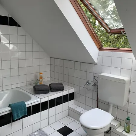 Kleines Apartment In Moenchengladbach-Neuwerk Buitenkant foto