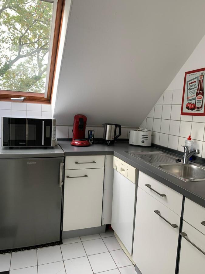Kleines In Moenchengladbach-neuwerk